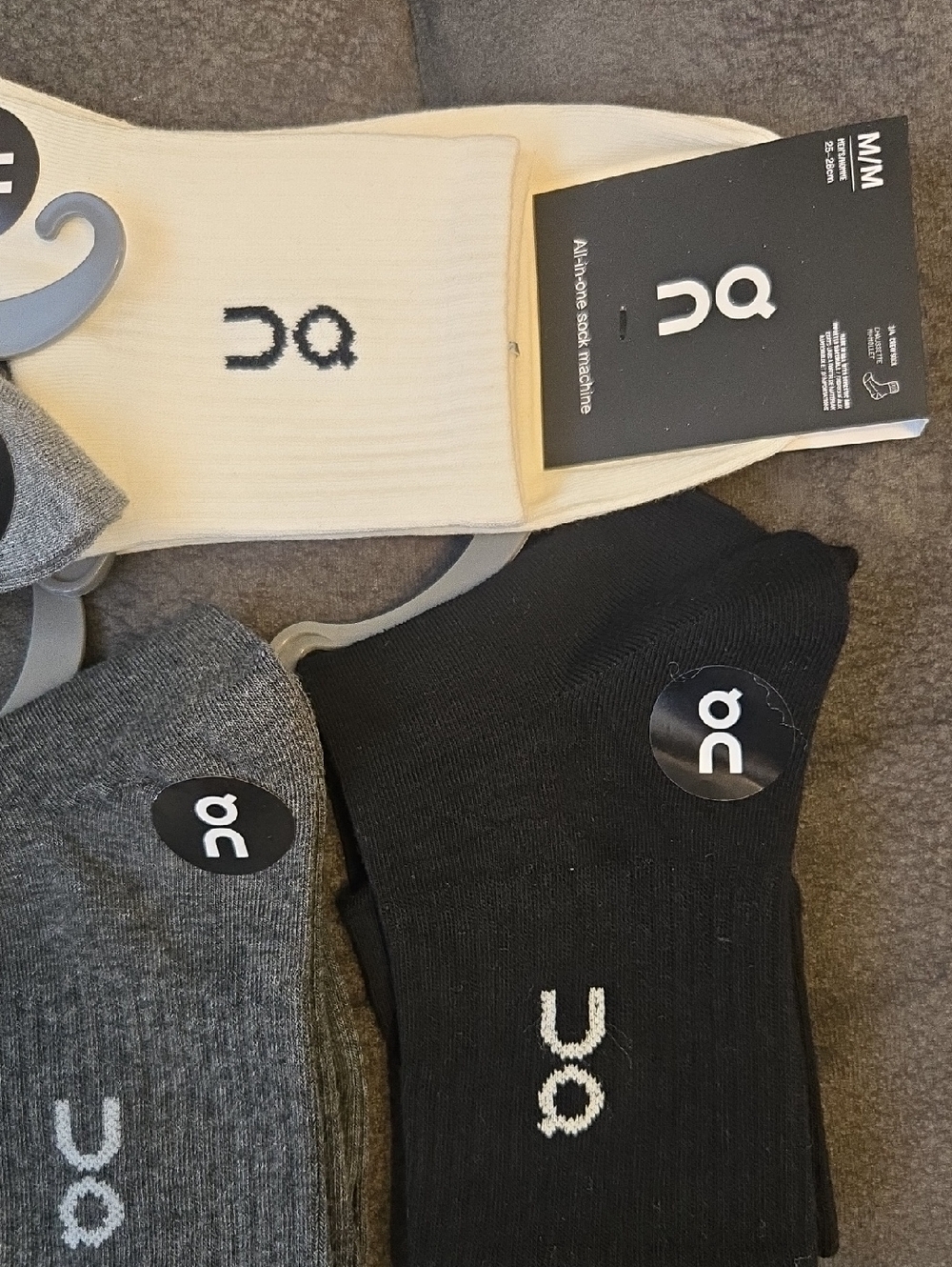 On Cloud 5 Pack Socks - Picture 3 of 5
